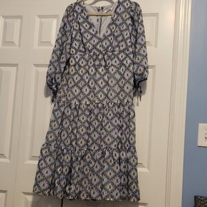 Calvin Klein Blue and White Patterned Long Sleeve Dress